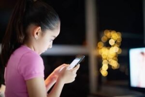 Islamabad High Court Issues Notices Over Social Media Use by Children Under 16